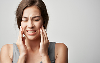 TMJ Pain? Here’s When to Seek TMJ Treatment